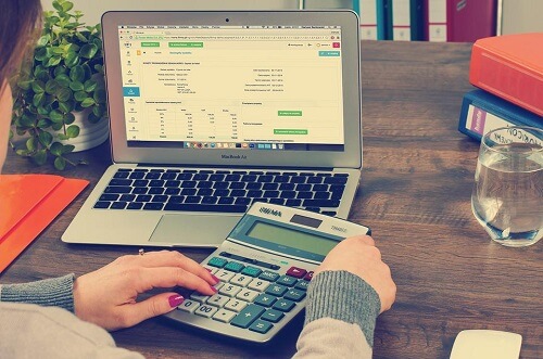 calculando dinero necesario para vivir de las rentas